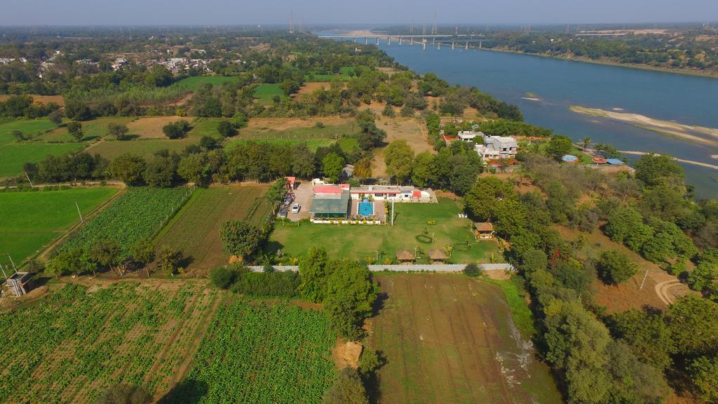 Krishna Farm Vasad Bagian luar foto